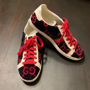 Barely worn Gucci Ace sneaker in blue velvet with leather trim